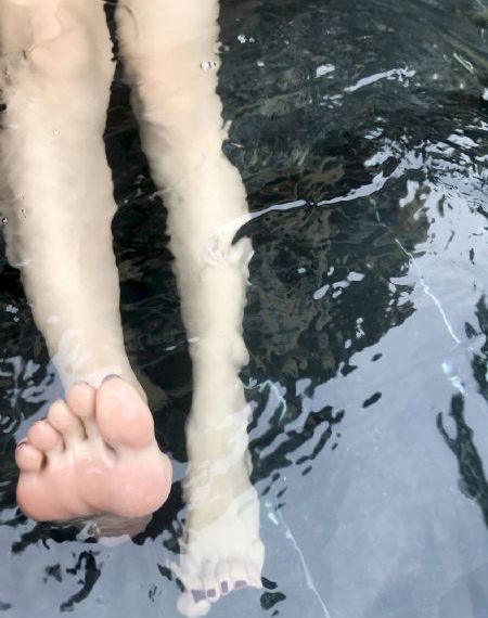 周妍希三点尽露免费视频_超清免费观看视频