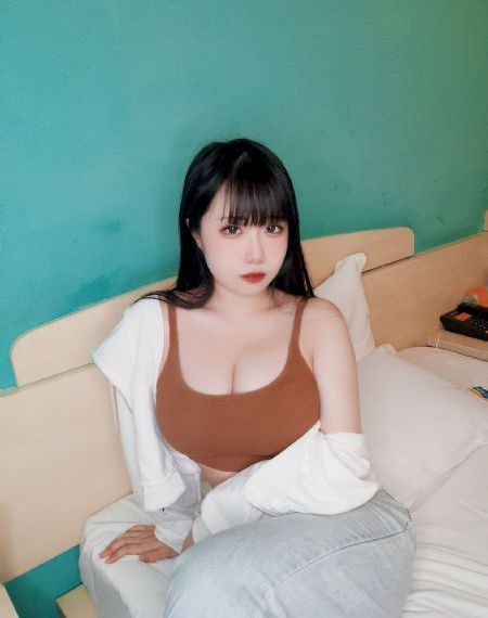 欧美人妻一二三区_高清全集在线观看