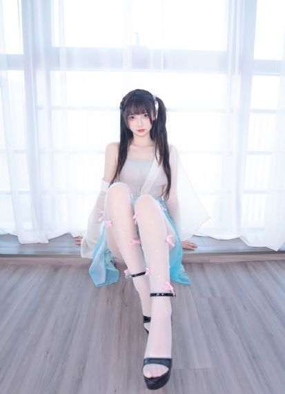 ai免费换脸软件_手机免费播放动漫